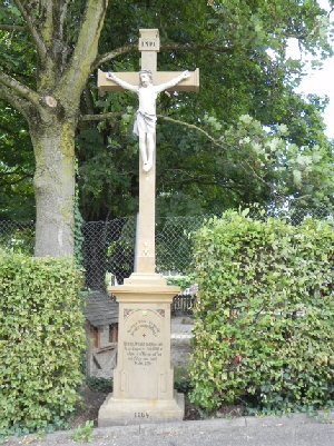 Kreuz renoviert